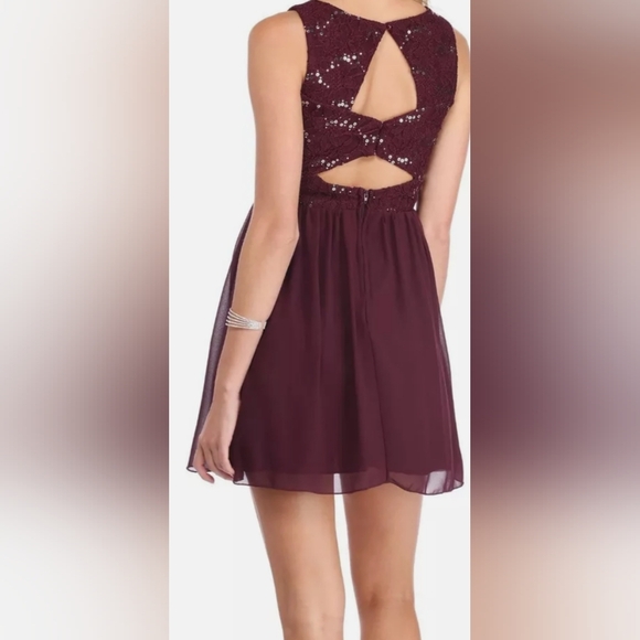 SPEECHLESS Barbiecore Plum Sequin Lace Sleeveless Party Dress(#51) - Picture 13 of 15